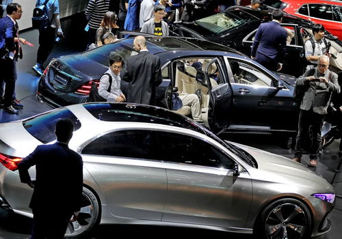 汽車行業(yè)安全警示 特斯拉召回超10萬輛國(guó)產(chǎn)Model 3和Model Y，奔馳、保時(shí)捷同步公布召回計(jì)劃